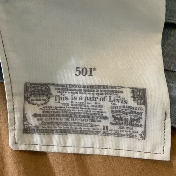 Levi’s 501 Jeans - Picture 5 of 7